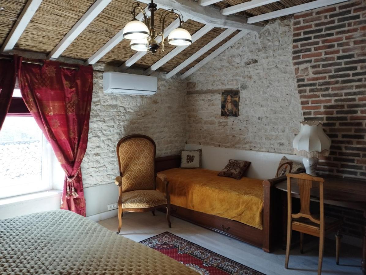 Bed and Breakfast Chez Marek Et Urszula Le Langon Exterior foto